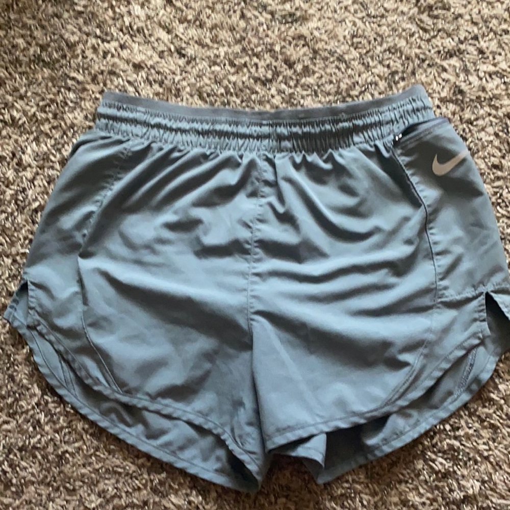 Nike Tempo Luxe running shorts